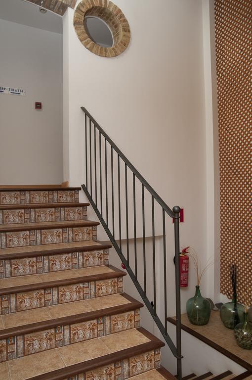 Hotel Villa De Ayerbe Zewnętrze zdjęcie