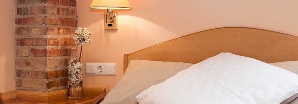 Hotel Villa De Ayerbe Zewnętrze zdjęcie