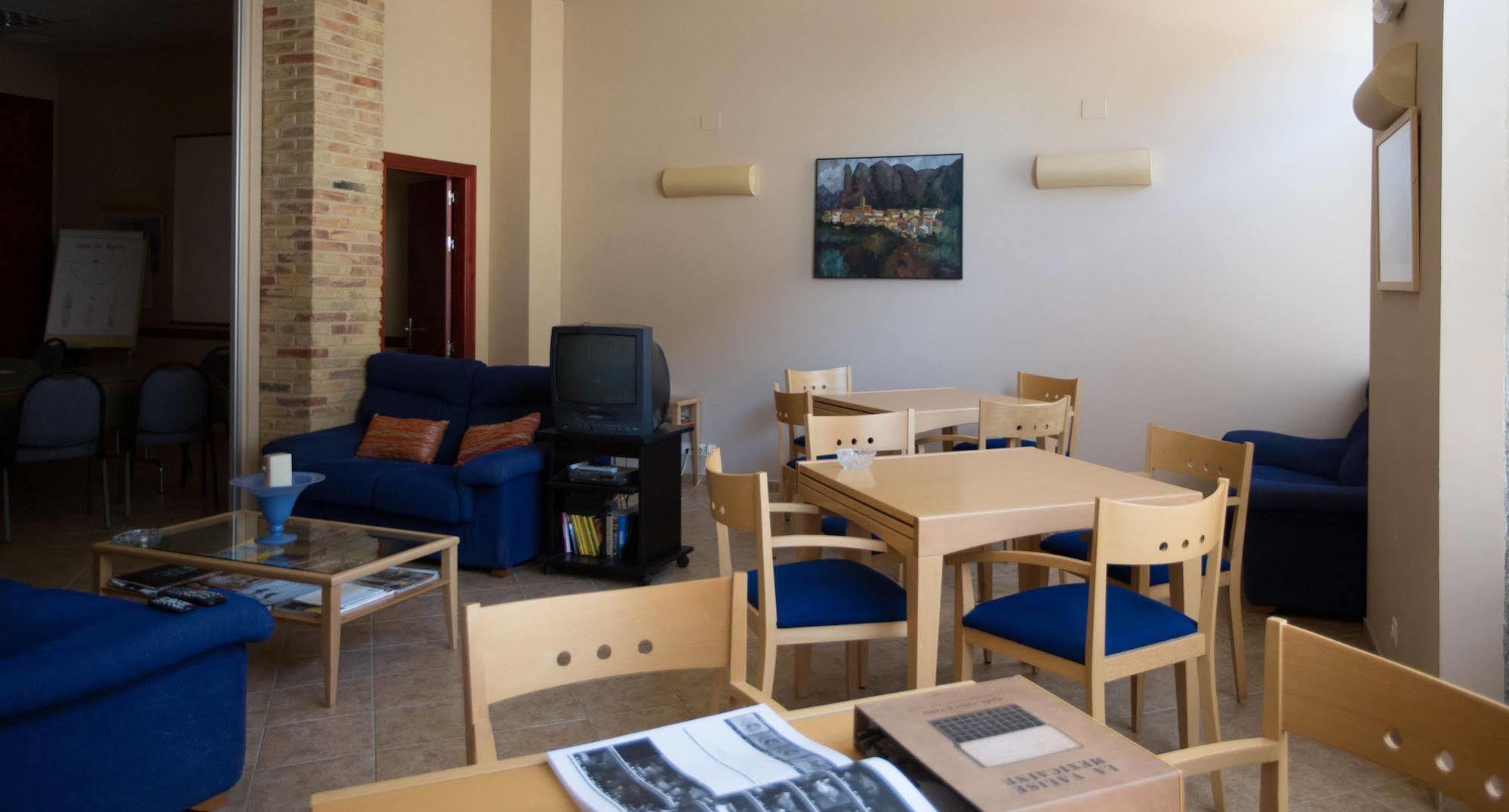 Hotel Villa De Ayerbe Zewnętrze zdjęcie